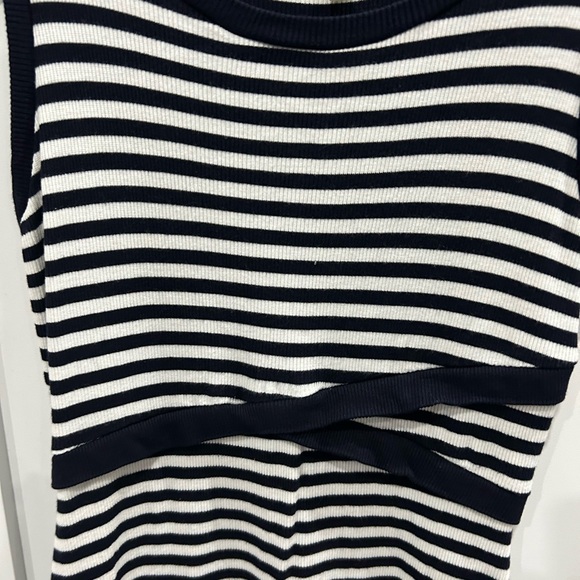 Maxi dress - Picture 2 of 4